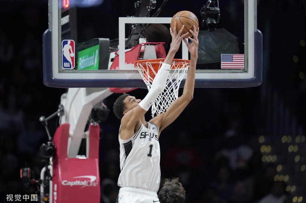 体育蓬勃发 体育蓬勃发