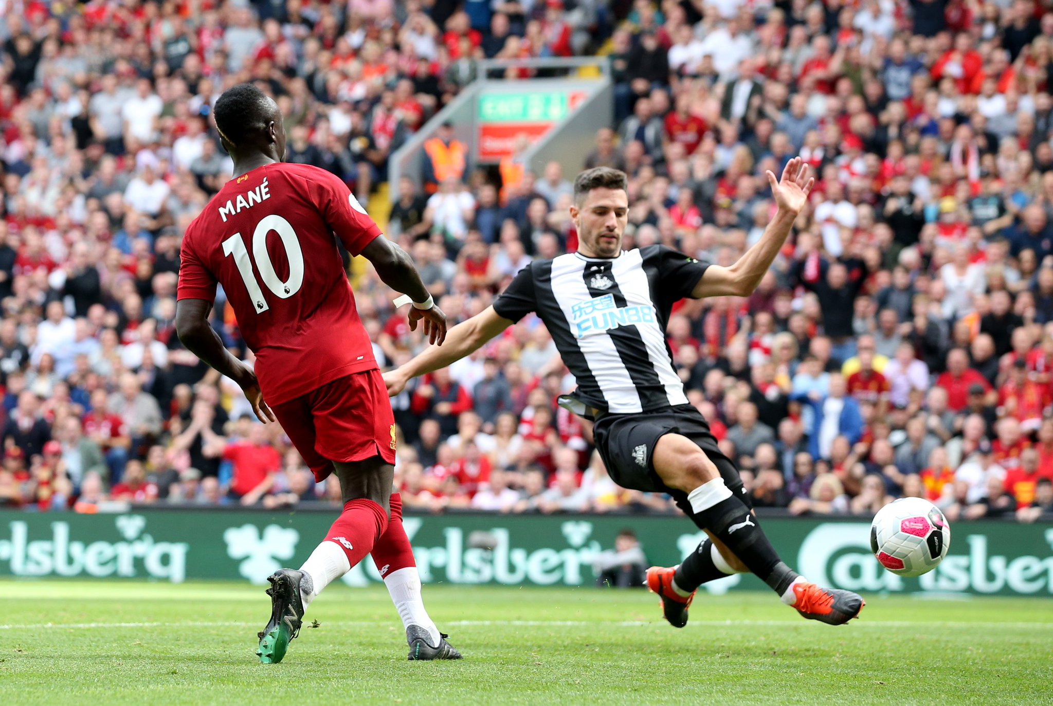 队敲响了警 队敲响了警